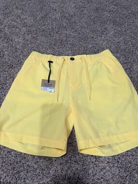 Chubbies Men's Sunny Yellow Athletic Drawstring Shorts Size Medium